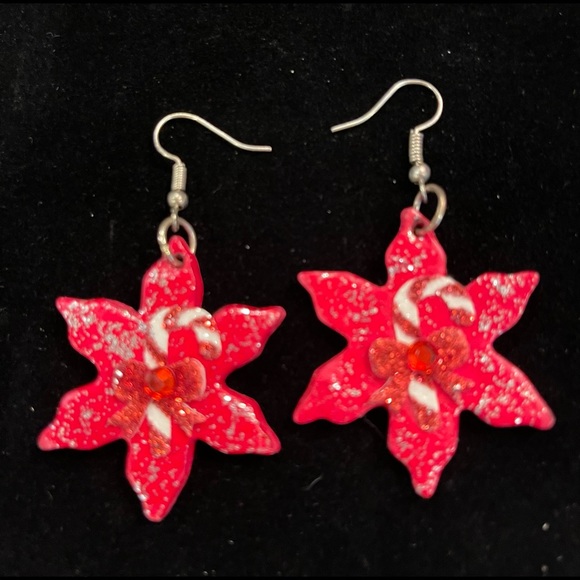Christmas Poinsettia earrings - Picture 3 of 3